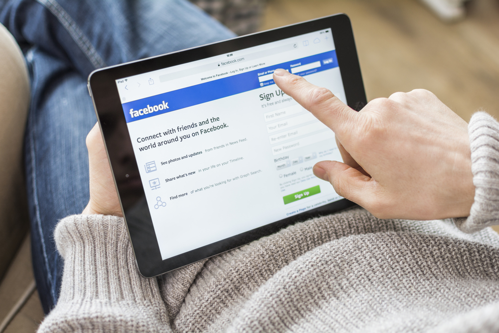 7 Ways Retailers can Maximize Their Facebook Posts 
